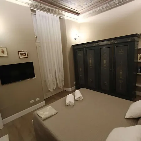 Sotto Le Mura Di Citta Alta ברגמו